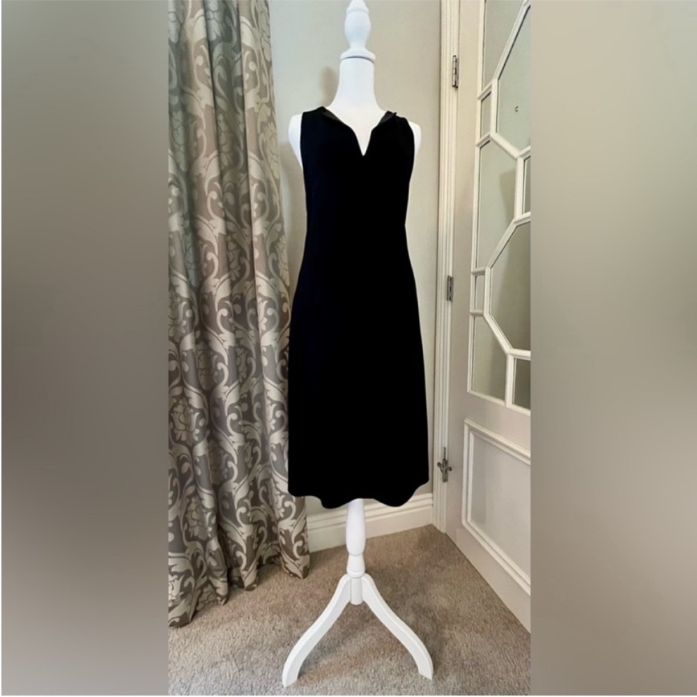 Banana Republic Elegant Black Classic Sleeveless Dress - Size 8